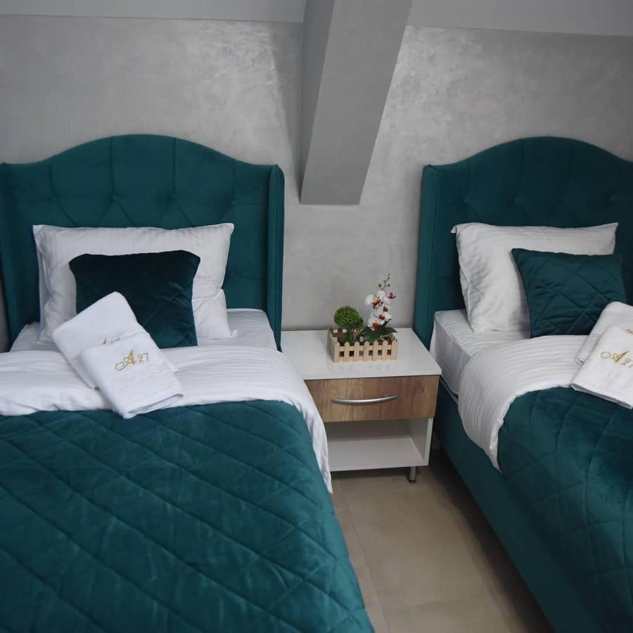 Apartman Aura Hills ซลาตีบอร์ ภายนอก รูปภาพ