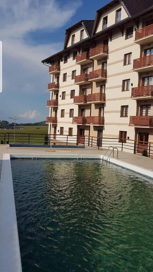 Apartman Aura Hills ซลาตีบอร์ ภายนอก รูปภาพ