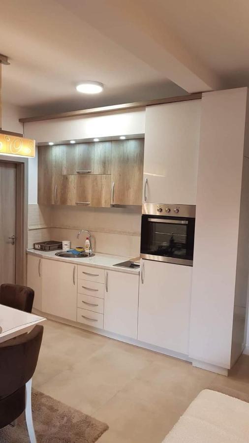Apartman Aura Hills ซลาตีบอร์ ภายนอก รูปภาพ