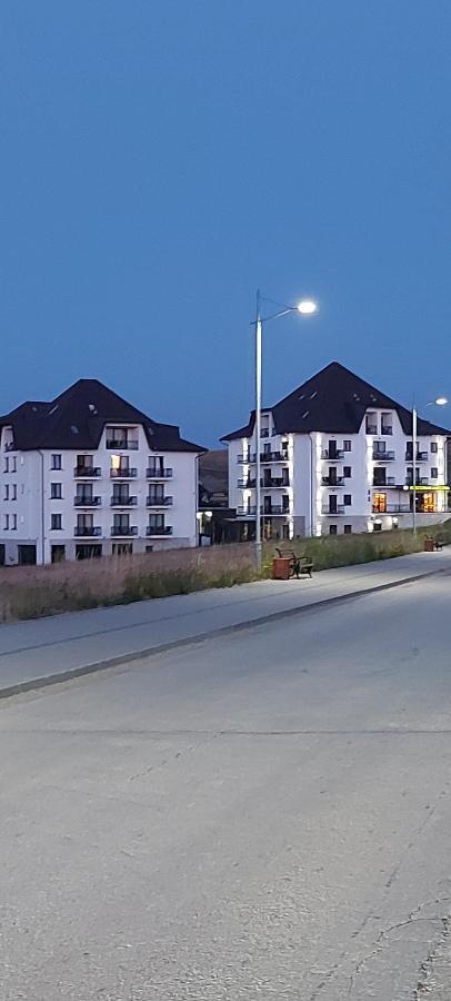 Apartman Aura Hills ซลาตีบอร์ ภายนอก รูปภาพ