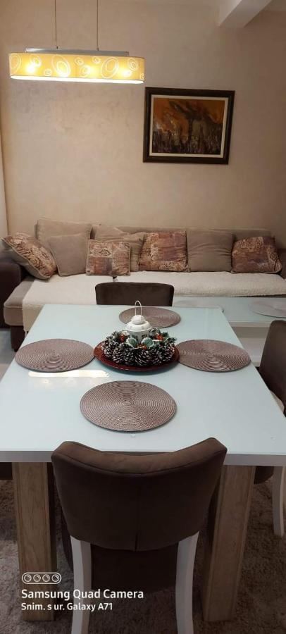 Apartman Aura Hills ซลาตีบอร์ ภายนอก รูปภาพ